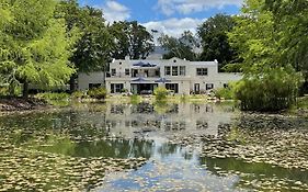 Klein Champagne Guesthouse And Cottages